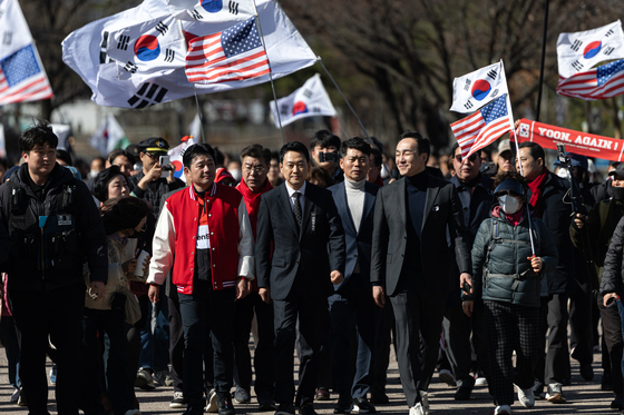 홍준표 "윤어게인 장동혁·하메네이어게인 이란, 다 망조…한동훈 당밖 분탕질"