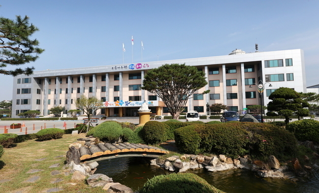 "장학관이 불법카메라라니…교육청 인사 검증시스템 엉망"