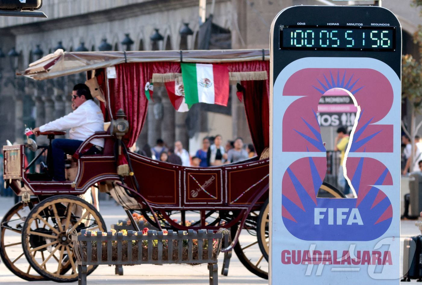 본문 이미지 - 월드컵을 앞둔 멕시코 과달라하라 ⓒ AFP=뉴스1