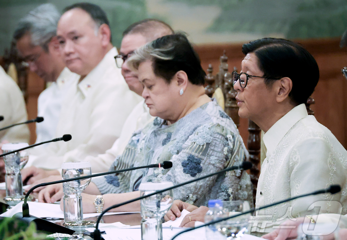 (마닐라(필리핀)=뉴스1) 허경 기자 = 페르디난드 마르코스 주니어 필리핀 대통령이 3일(현지시간) 필리핀 마닐라 말라카냥궁에서 열린 확대회담에서 발언을 하고 있다. 2026.3. …