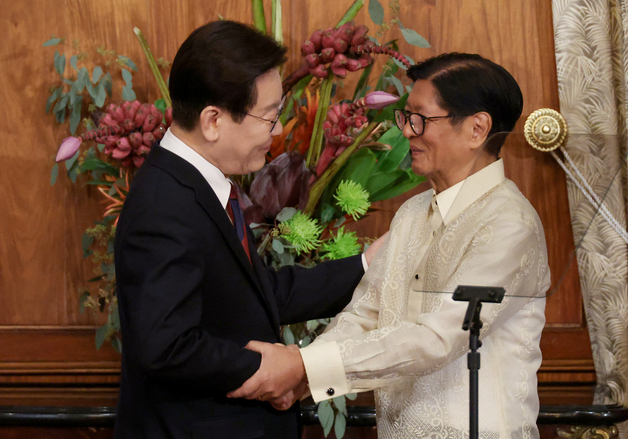 李대통령 "필리핀군 현대화 韓 기업 참여… 원전 협력 본격화"[전문]