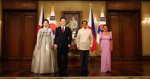 국빈만찬 앞서 기념촬영 하는 이재명 대통령