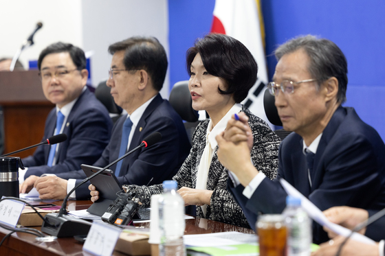 모두발언하는 한정애 민주당 정책위의장