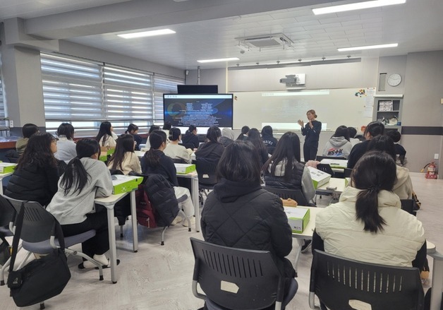강릉시, 교육경비 정산 간소화…서류 11종→4종 축소