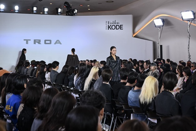 "유기적 연결로 K-패션 도약"…패션코드 2026 F/W 성료