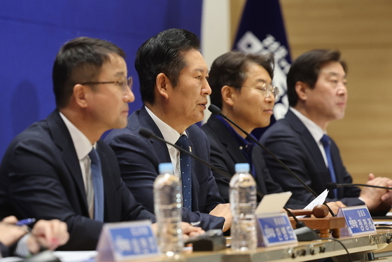 최고위 발언하는 정청래 민주당 대표