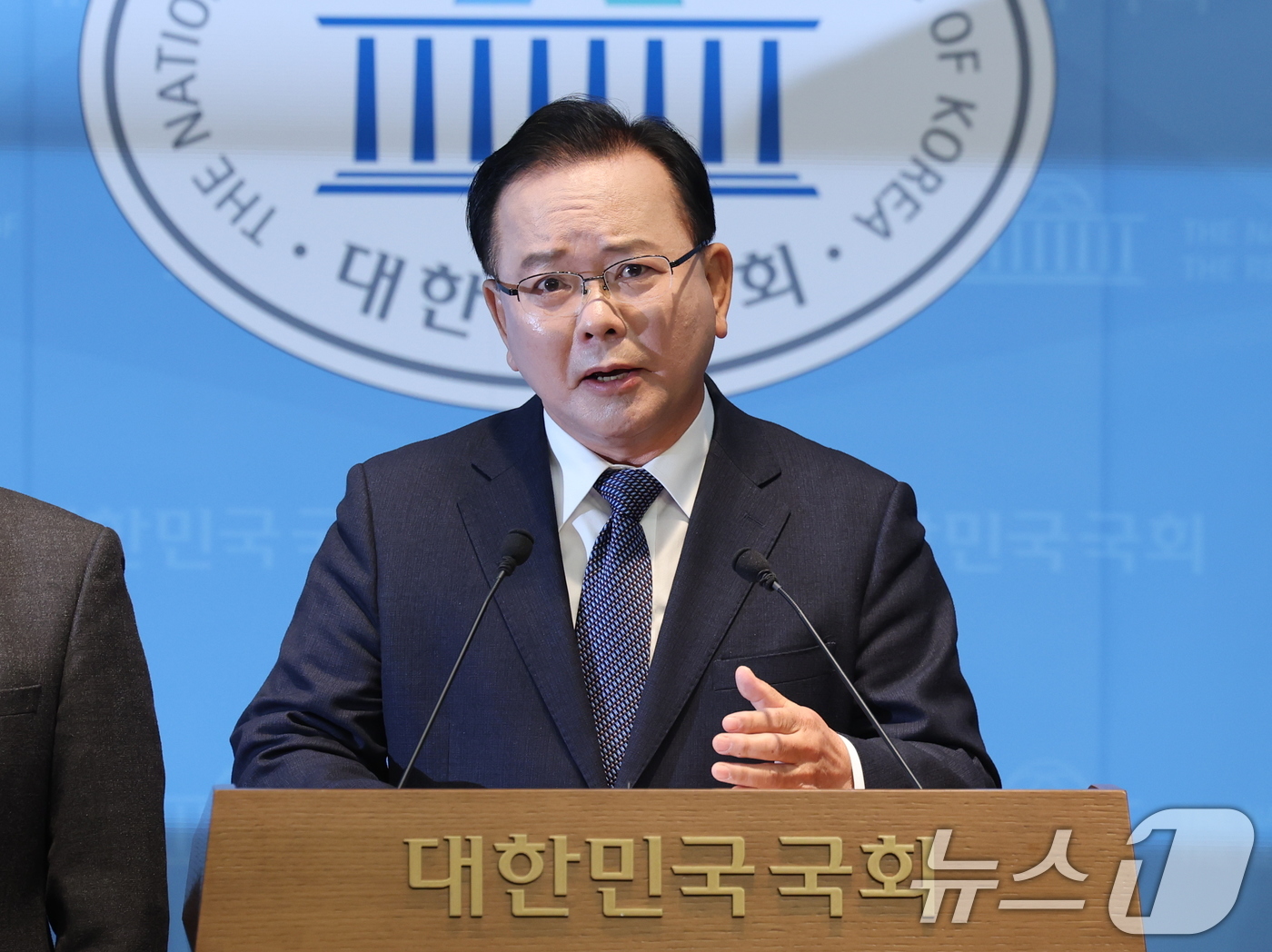 (서울=뉴스1) 박지혜 기자 = 김부겸 전 국무총리가 30일 서울 여의도 국회 소통관에서 대구시장 출마선언을 하고 있다. 2026.3.30/뉴스1