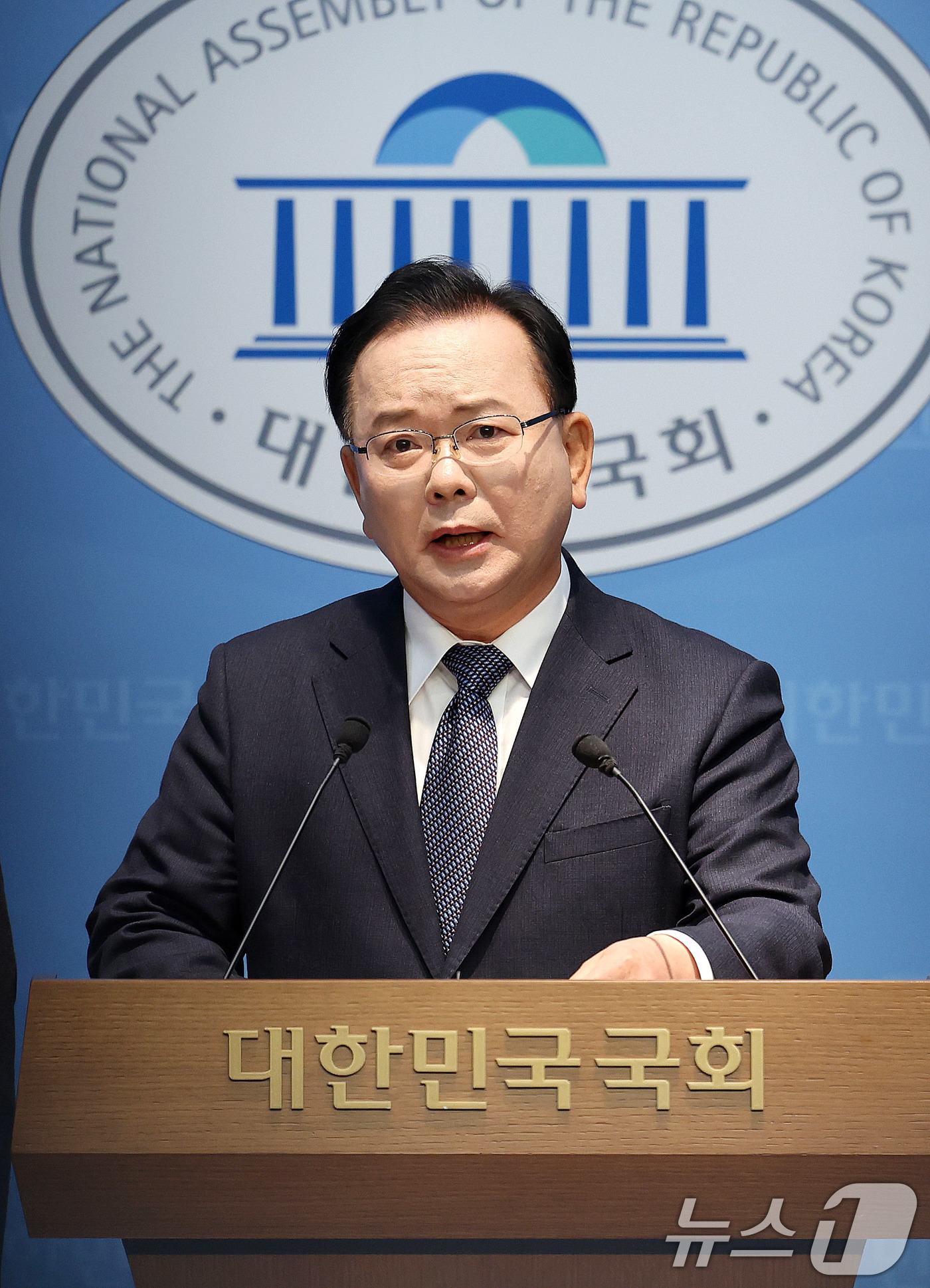 (서울=뉴스1) 박지혜 기자 = 김부겸 전 국무총리가 30일 서울 여의도 국회 소통관에서 대구시장 출마선언을 하고 있다.  2026.3.30/뉴스1