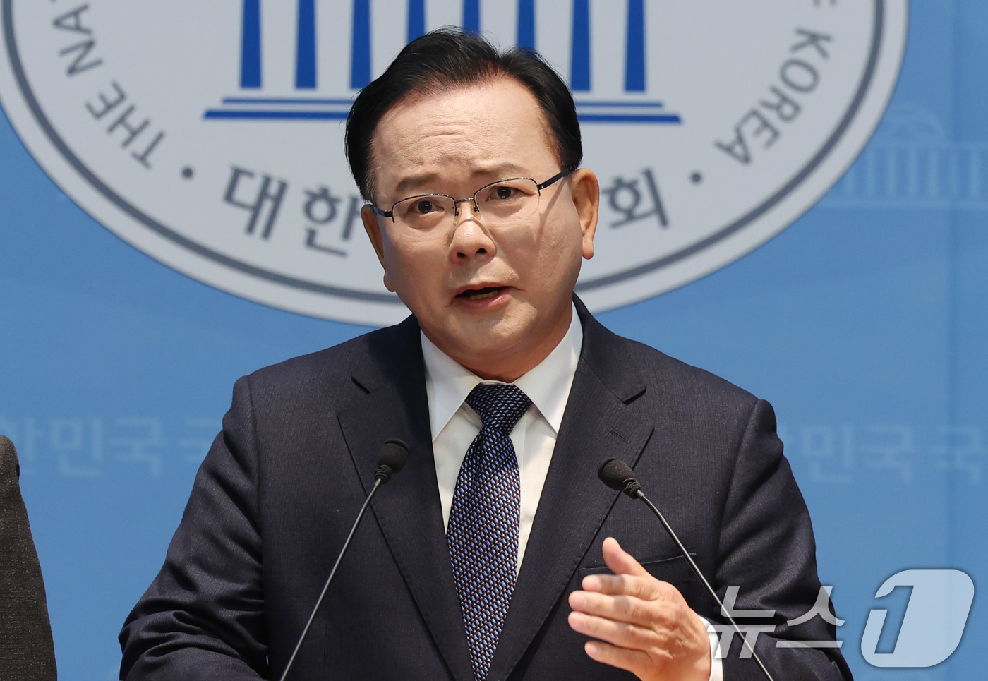 (서울=뉴스1) 박지혜 기자 = 김부겸 전 국무총리가 30일 서울 여의도 국회 소통관에서 대구시장 출마선언을 하고 있다.  2026.3.30/뉴스1