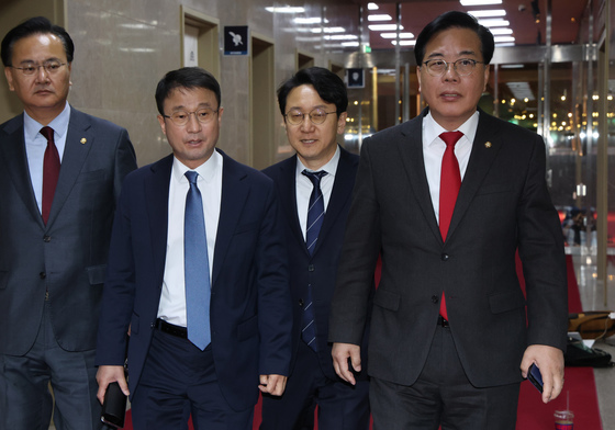 여야, 중동전쟁 대응 머리 맞댄다…16일 합동회의 열기로