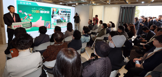 오세훈 서울시장, 고령층 삶의 질 개선 정책 설명