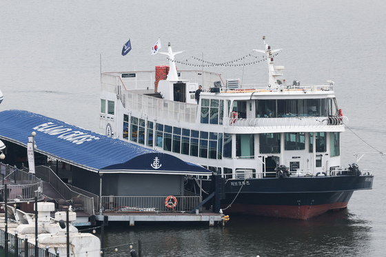 서울시 "민주당, 민간유람선 사고 '한강버스' 둔갑…거짓 선동 도 넘어"