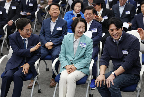 화기애애한 민주당 경기지사 경선 후보들