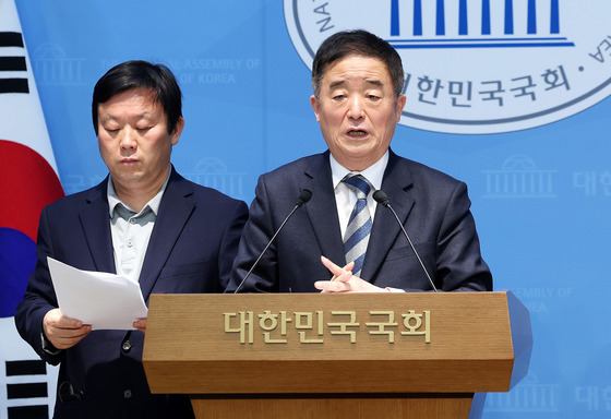 발언하는 강득구 의원