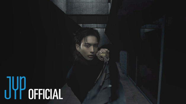 엑스디너리 히어로즈, 미니 8집 무드 필름 공개…긴장감 고조