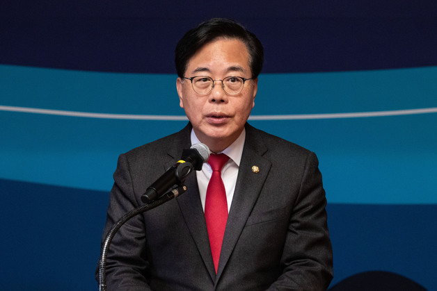 송언석 "與, 경제 안정 되찾을 때까지 국조·특검 등 정쟁 중단해야"