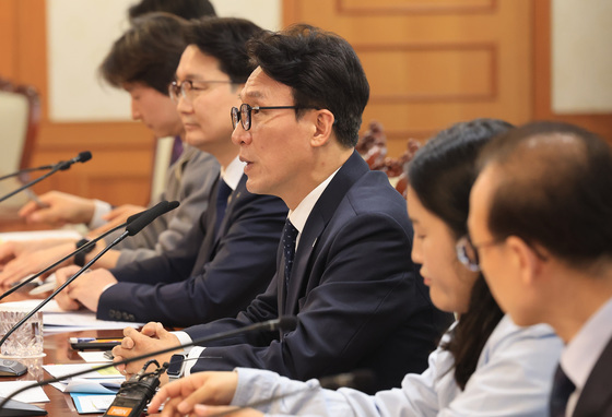 모두발언하는 김민석 총리