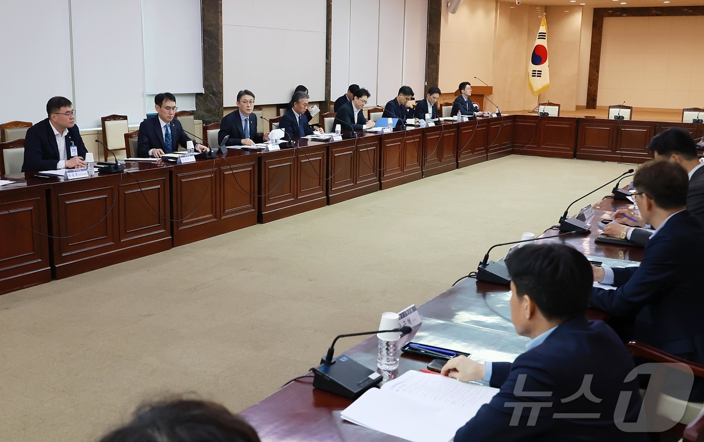 (서울=뉴스1) = 권대영 금융위원회 부위원장이 30일 오후 서울 종로구 정부서울청사에서 열린 지표금리·단기금융시장 협의회에서 발언을 하고 있다. (금융위원회 제공. 재판매 및 D …