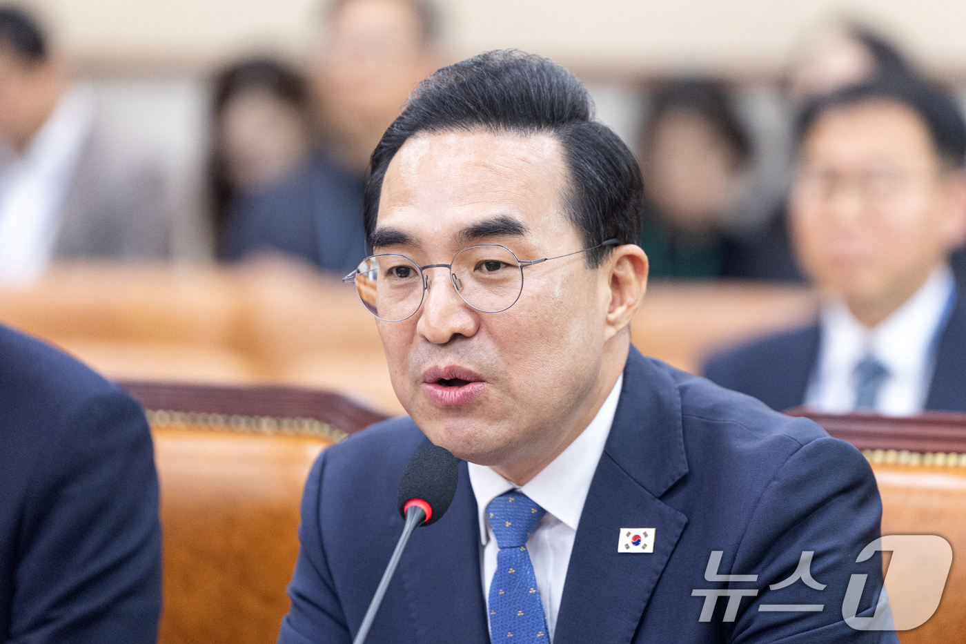 (서울=뉴스1) 이승배 기자 = 박홍근 기획예산처 장관이 30일 서울 여의도 국회에서 열린 제433회국회(임시회) 법제사법위원회 제4차 전체회의에 출석해 의원 질의에 답변하고 있다 …