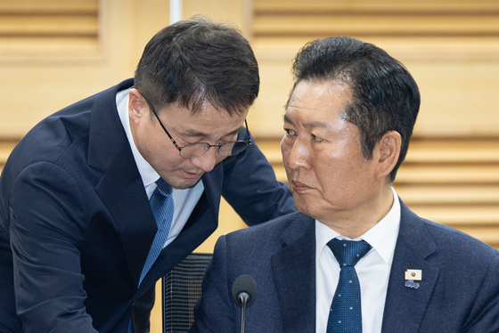 "지지율에 취하면 언제든 침몰"…'악재' 싹부터 자르는 與