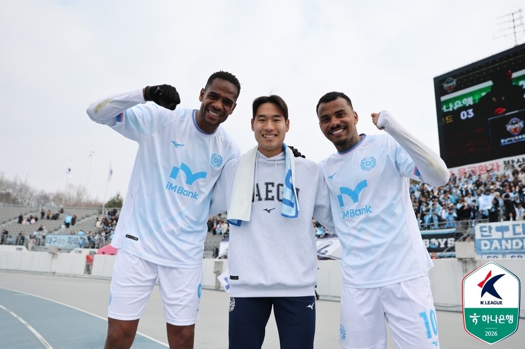 본문 이미지 - 이번 시즌 K리그에 등록된 외국인 선수는 총 143명이다.(한국프로축구연맹 제공) 