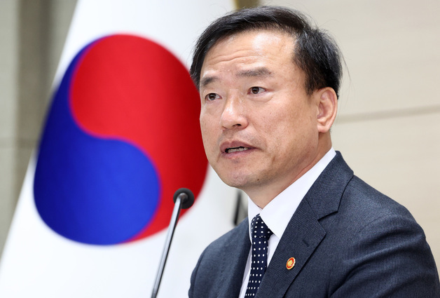 '100일째 제자리' 김종철 방미통위원장 "위원 선임부터 해야"(종합)