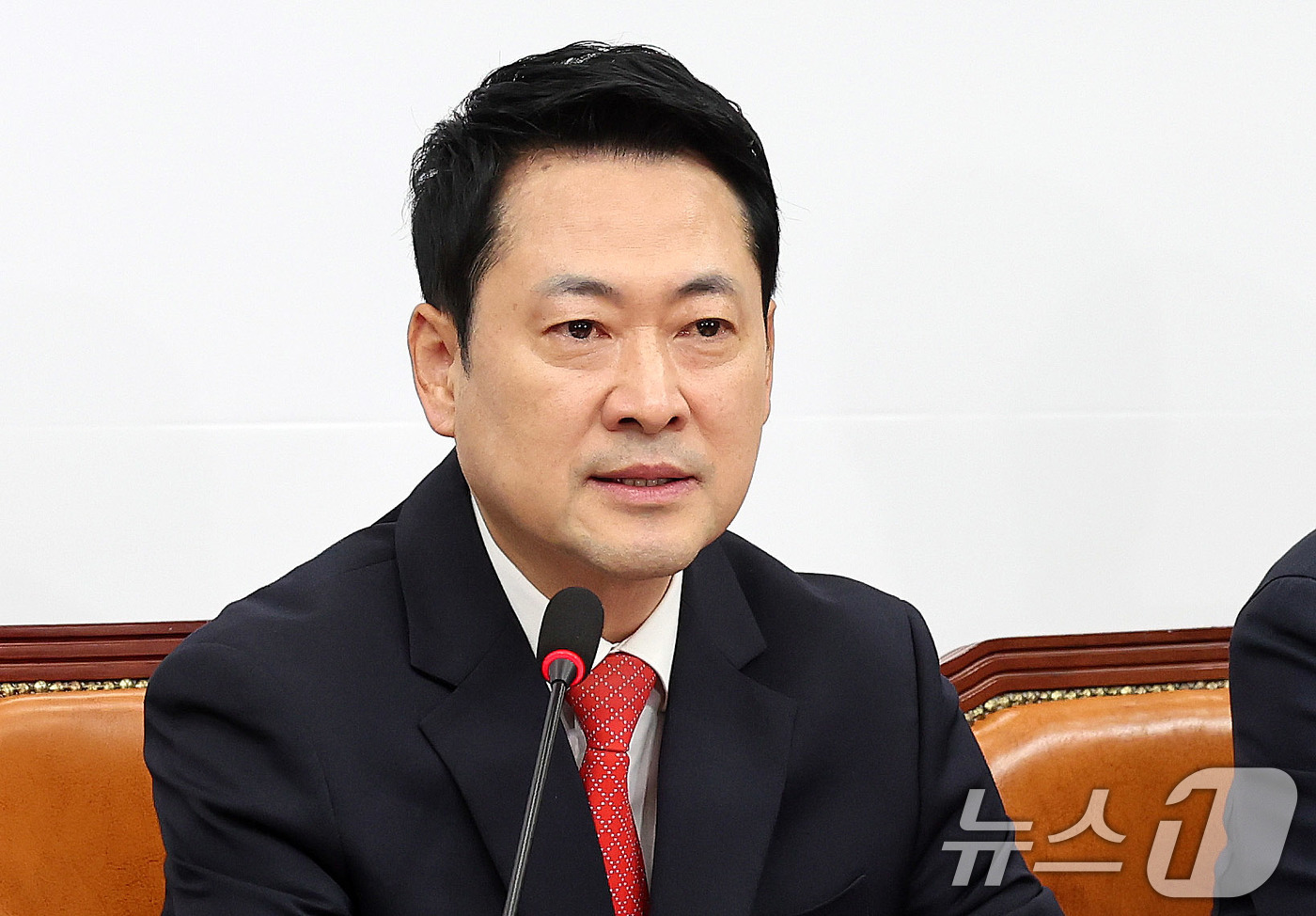 (서울=뉴스1) 박지혜 기자 = 장동혁 국민의힘 대표가 30일 서울 여의도 국회에서 열린 최고위원회의에 참석해 모두 발언을 하고 있다.  2026.3.30/뉴스1