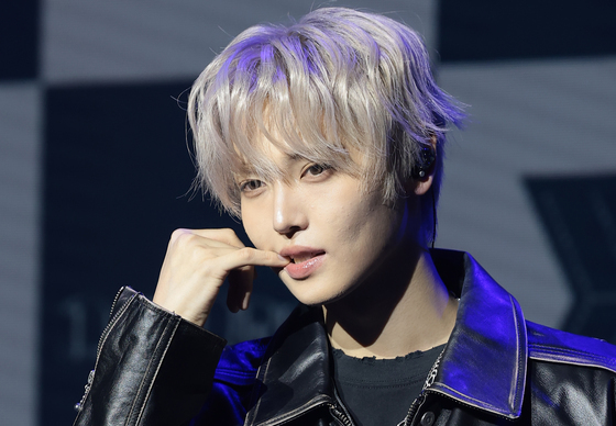 장한음, 팬심 녹이는 '한음 포즈'