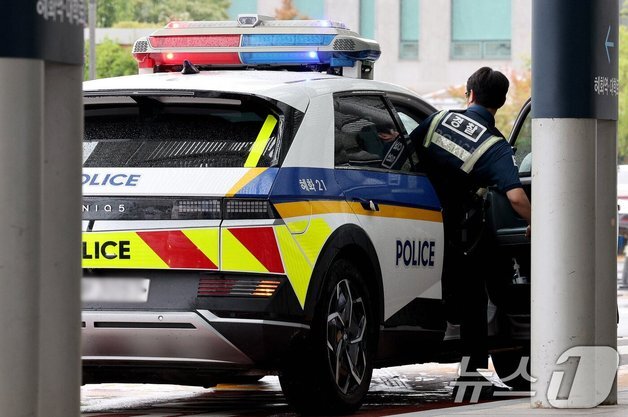 투자사기 신고하자 현관문에 '인분' 투척…인천서 보복 대행 의혹