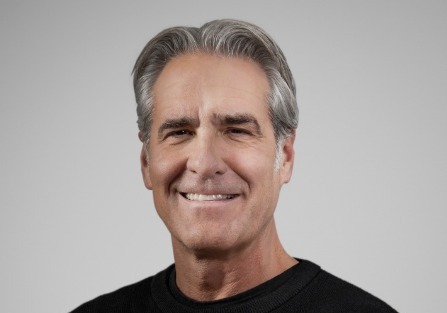 '스포츠 근본' 정체성 강화…엘리엇 힐 나이키 CEO, 부진 타개 안간힘