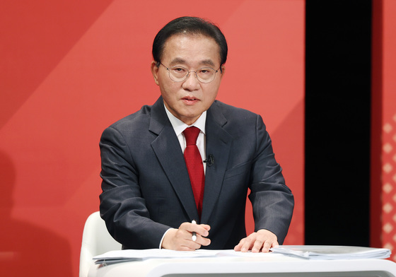 '국힘 대구시장 경선 후보 토론회' 발언하는 윤재옥