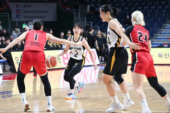 여자 프로농구 KB, 정규리그 1위 확정…통산 6번째