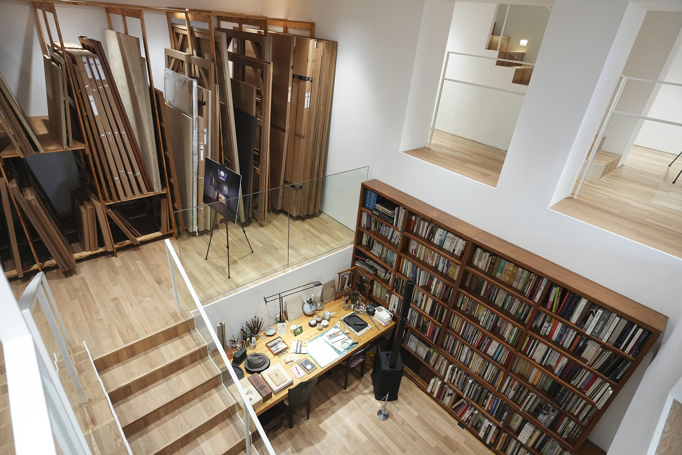 (서울=뉴스1) = 종로구가 세계적인 ‘물방울 화가’ 故 김창열 화백의 평창동 자택을 공공문화예술공간으로 탈바꿈시키고 개관 준비에 나선다고 31일 밝혔다. 자택은 작가가 2021년 …