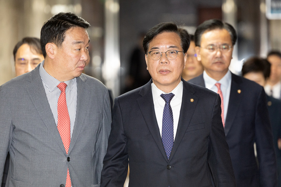 국힘 "정부 부동산 정책, 단순 실패 넘어…청년·신혼부부 삶 파괴"