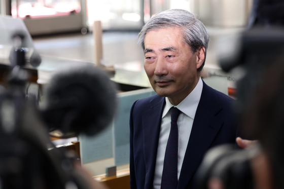 "환율 뛰면 재산 느는데"…40억대 외화 보유한 신현송 한은 총재 후보