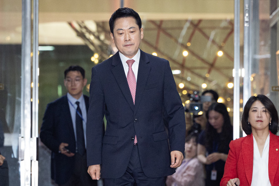 장동혁, 우원식 만나 "지선 60여일 앞두고 개헌 논의는 부적절"