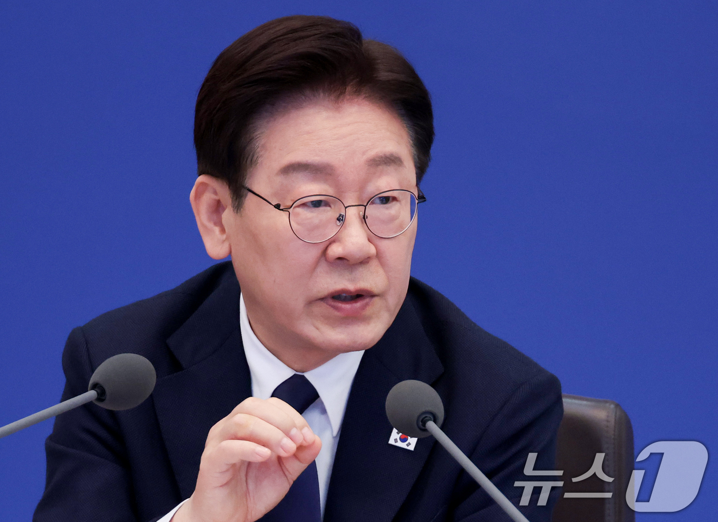 (서울=뉴스1) 이재명 기자 = 이재명 대통령이 31일 청와대에서 열린 국무회의에서 발언하고 있다. (청와대통신사진기자단) 2026.3.31/뉴스1