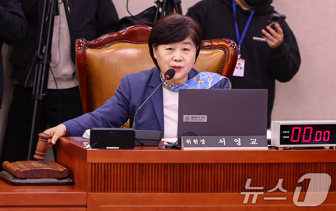 (서울=뉴스1) 김도우 기자 = 31일 서울 여의도 국회에서 열린 제433회 국회(임시회) 윤석열 정권 정치검찰 조작기소 의혹 사건 진상규명 국정조사특별위원회 회의에서 서영교 특위 …