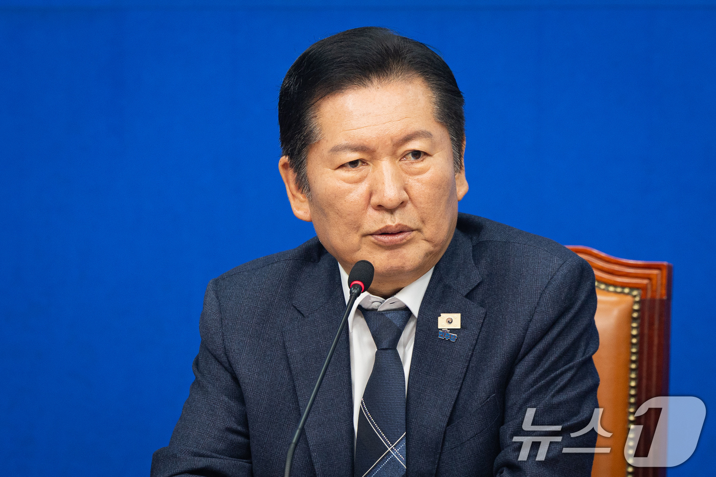 (서울=뉴스1) 유승관 기자 = 정청래 더불어민주당 대표가 31일 서울 여의도 국회에서 열린 시·도당 비례대표후보자추천관리위원장 연석회의에서 모두 발언을 하고 있다. 2026.3. …