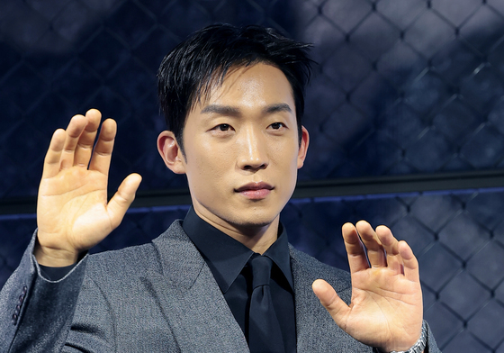 이상이, 복싱 코치 우진