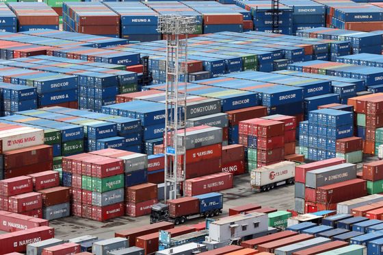 2월 산업생산 2.5% 증가…5년 8개월 만에 최대폭