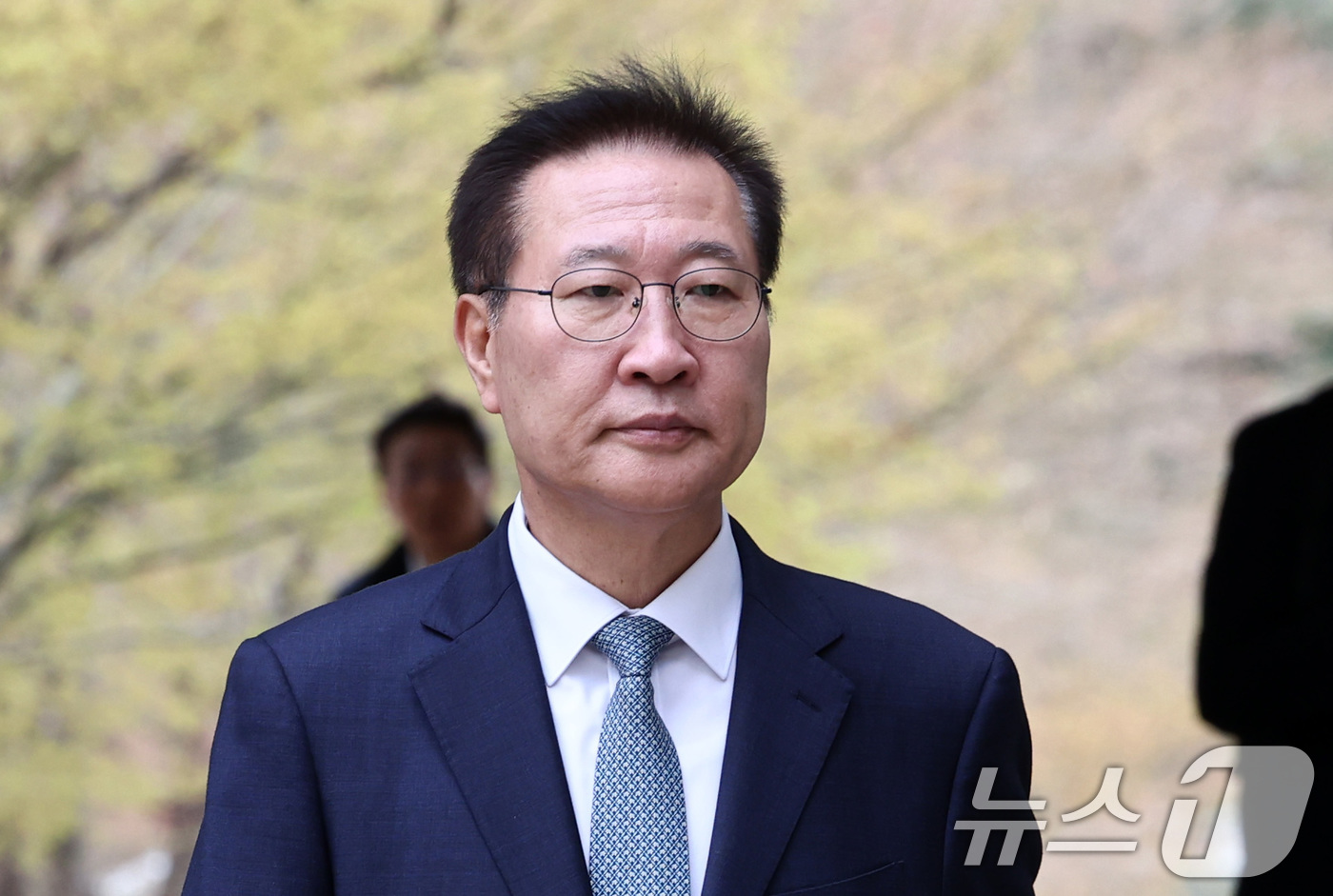 (서울=뉴스1) 최지환 기자 = 박성재 전 법무부 장관이 31일 오후 서울 서초구 서울중앙지방법원에서 열린 이종섭 전 국방부 장관의 '호주 도피' 사건 1차 공판에 출석하고 있다. …