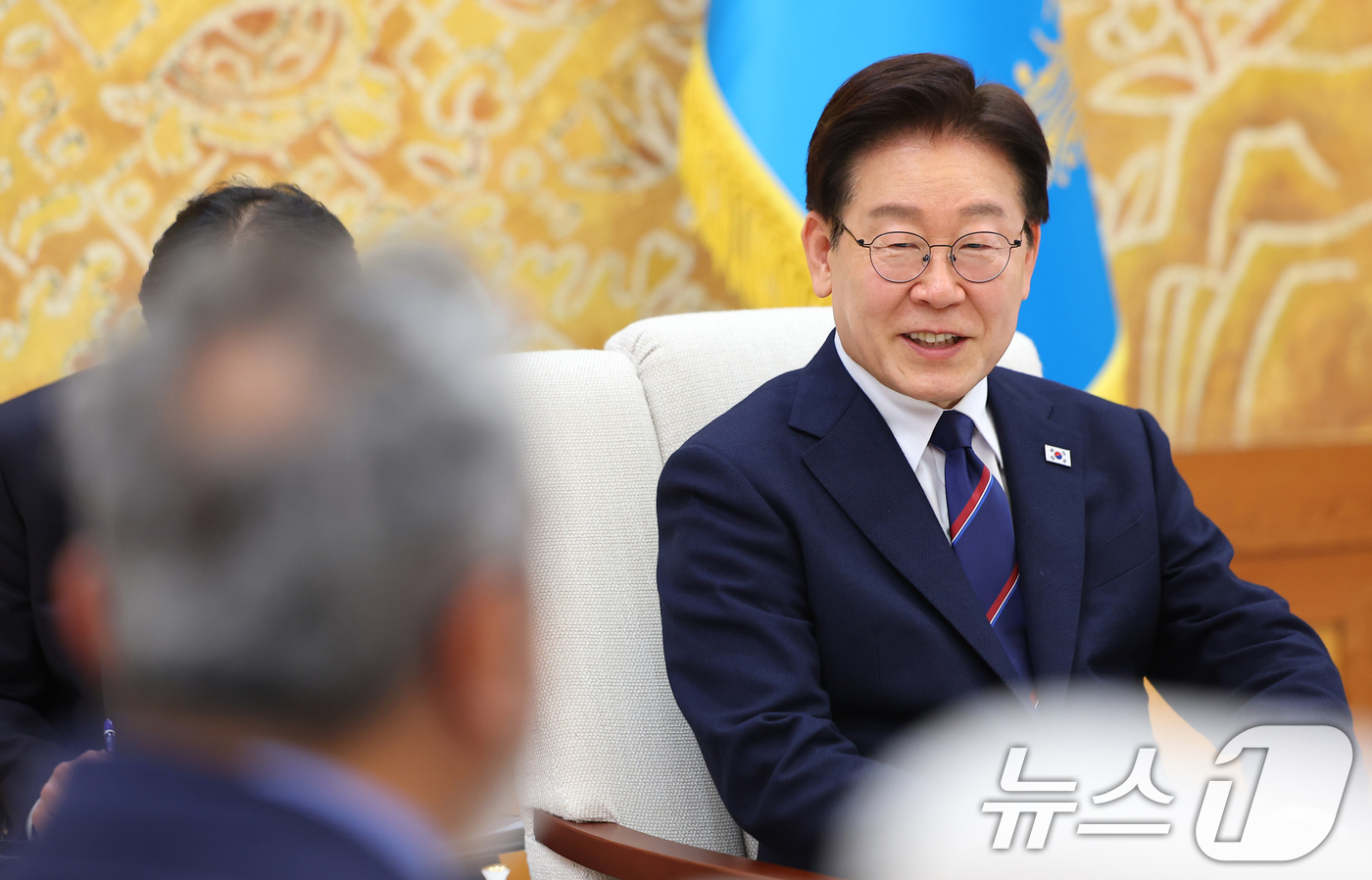 (서울=뉴스1) 허경 기자 = 이재명 대통령이 31일 청와대에서 미국 하원의원단을 접견하며 발언하고 있다. 2026.3.31/뉴스1