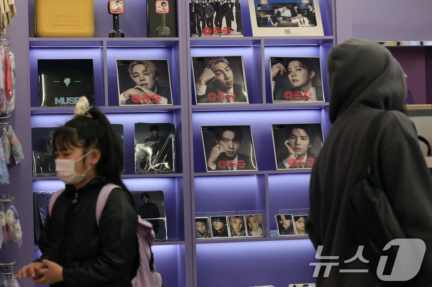 (서울=뉴스1) 박정호 기자 = 그룹 방탄소년단(BTS) 정규 5집 '아리랑'(ARIRANG) 타이틀곡 '스윔'(SWIM)이 빌보드 메인 싱글 차트인 '핫 100'(Hot 100) …