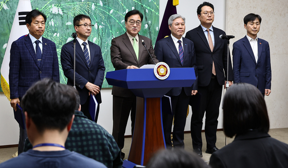 우 의장·6개 정당, 개헌안 발의 절차 착수…"4월6일 발의 예상"(종합)