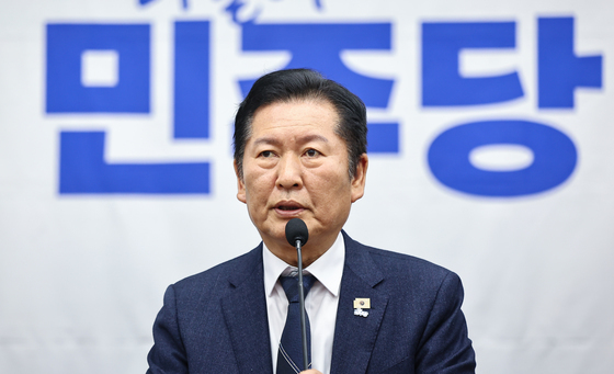 모두 발언하는 정청래 대표