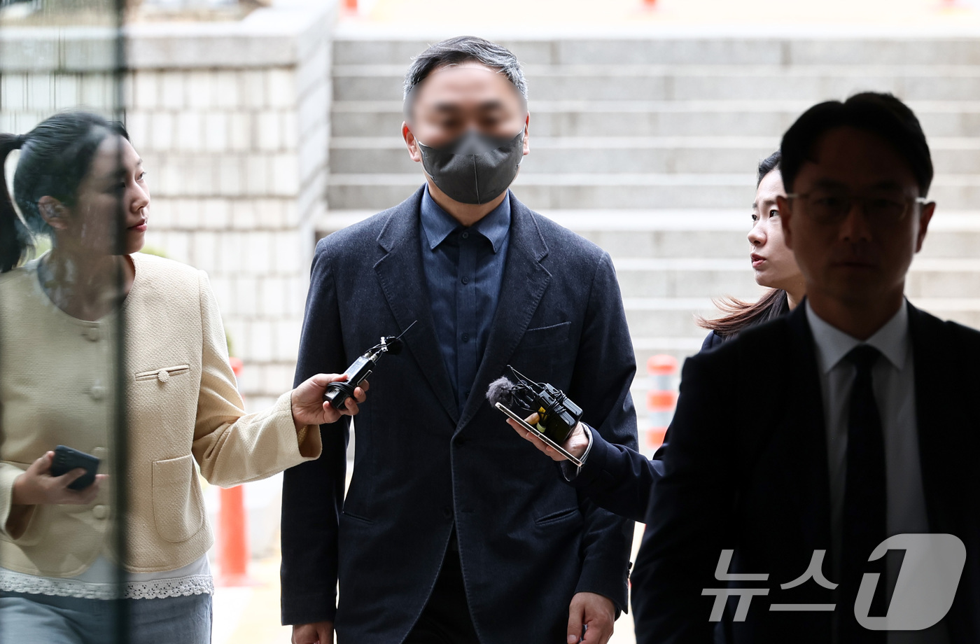 (서울=뉴스1) 최지환 기자 = 10조 원대 전분 및 당류(전분당) 가격 담합 의혹을 받는 임 모 대상 대표가 31일 오후 서울 서울중앙지법에서 열린 구속 전 피의자 심문(영장실질 …