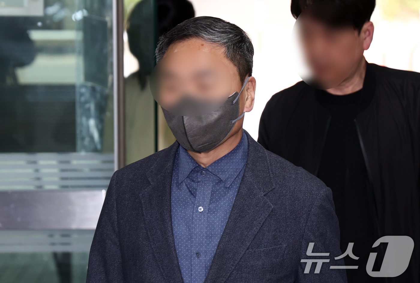 (서울=뉴스1) 최지환 기자 = 10조 원대 전분 및 당류(전분당) 가격 담합 의혹을 받는 임 모 대상 대표가 31일 오후 서울 서울중앙지법에서 열린 구속 전 피의자 심문(영장실질 …