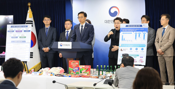 한국산 제품 인증제도 관련 브리핑하는 김용선 지식재산처장