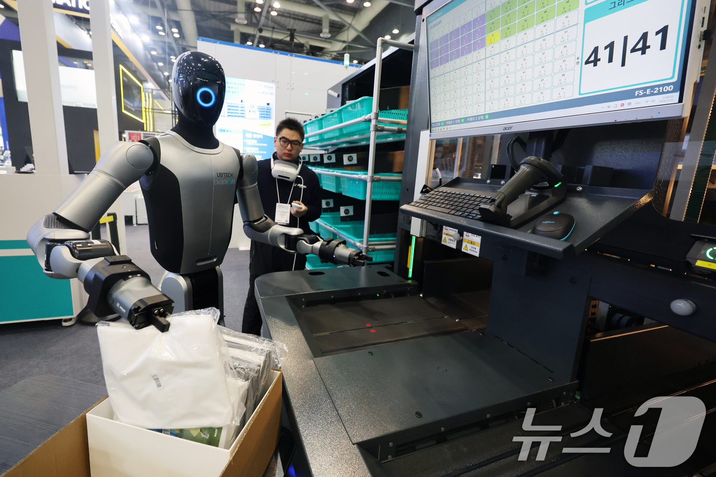 (고양=뉴스1) 황기선 기자 = 31일 경기 고양시 일산서구 킨텍스에서 열린 ‘2026 국제포장기자재전 & 국제제약·화장품위크(KOREA PACK & ICPI WEEK 2026)’ …